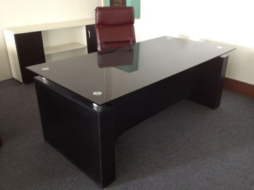 家具廠展廳換季,辦公臺 文員臺 會議臺 書柜 半價拋售 需自行安排車 文體辦公用品 powered discuz